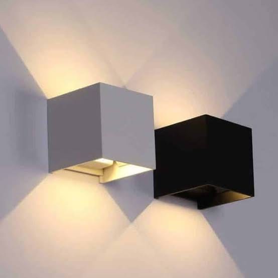 Qzao Exterior Wall Light CUBE Up/Down LED Adjustable Light Surface Mount Wall Light
