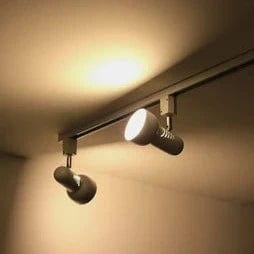 Green Earth Lighting Australia Reflector LED 10W = 75W E27 3000K R63 LED Reflector R63WW