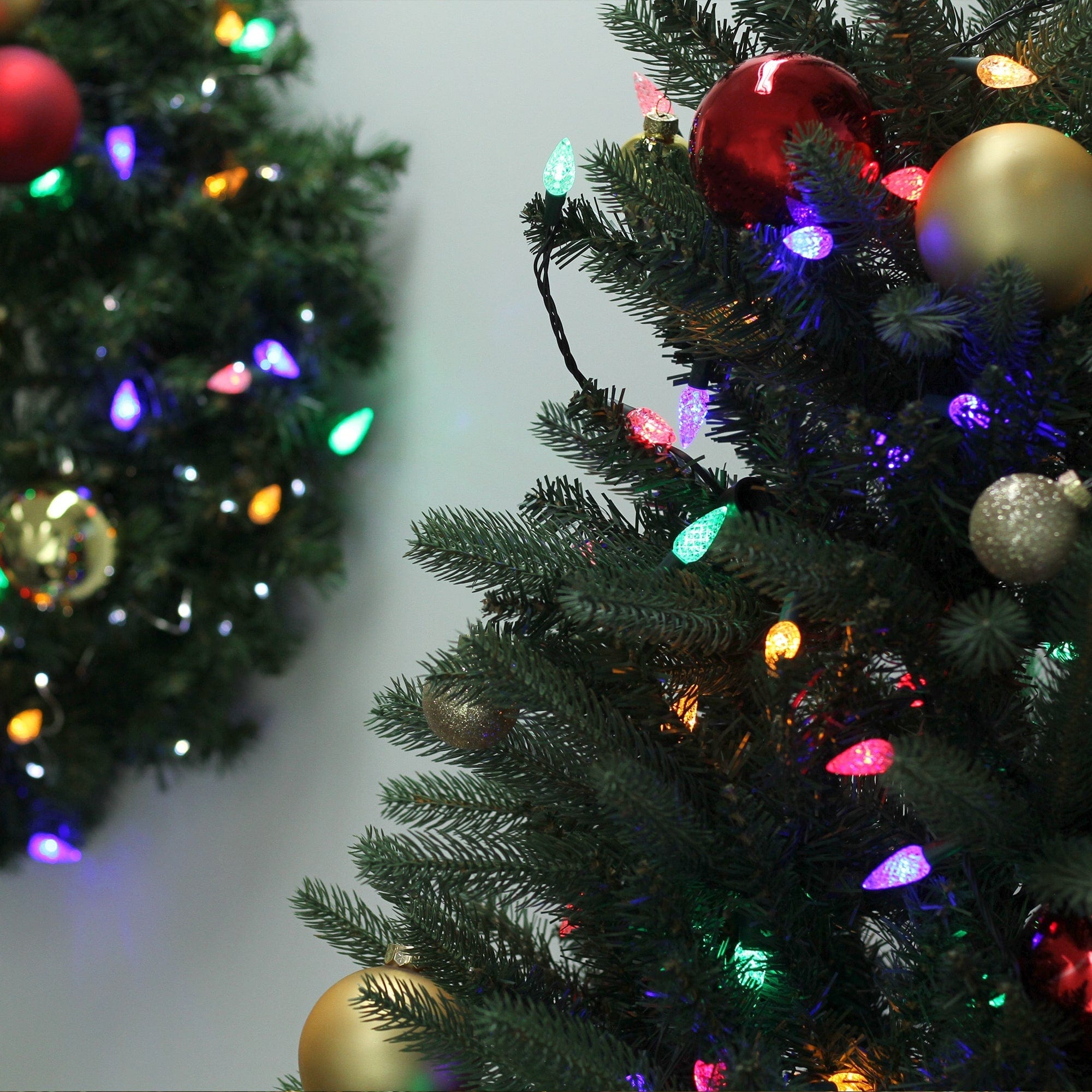 Lexi Lighting String Light C6 Pinecone 200 LEDs Connectable String Lights - 3 Colour Options